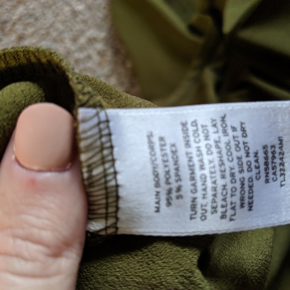 Perfect for fall 🍃 Dress - Picture 6 of 8